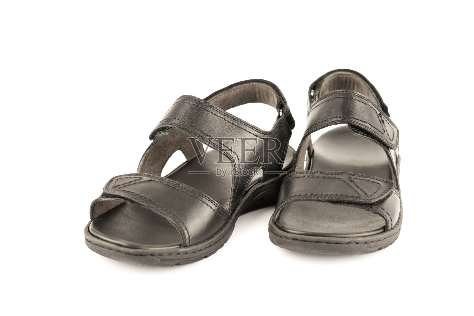 一双男式凉鞋照片摄影图片