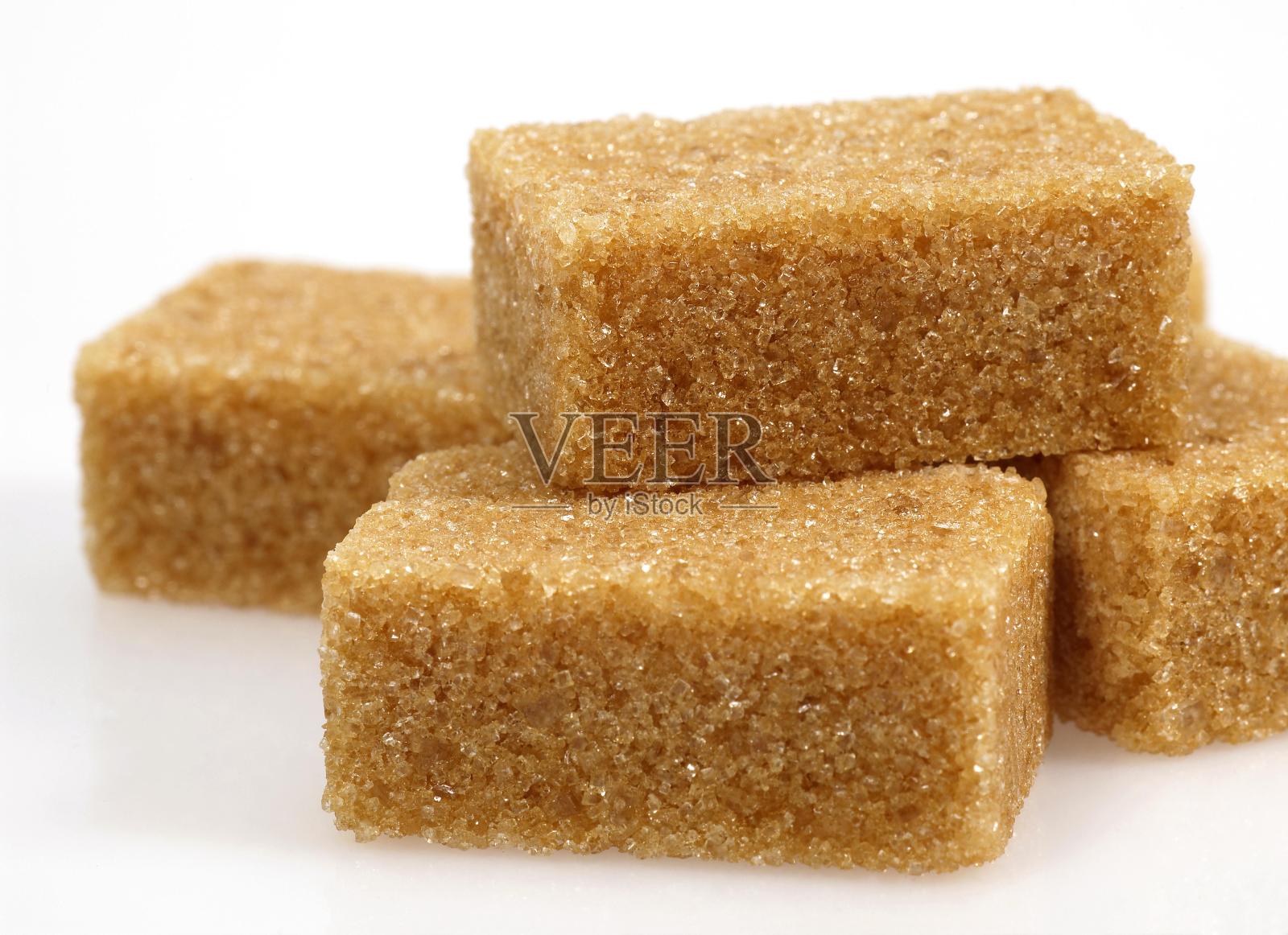 白底红糖块照片摄影图片