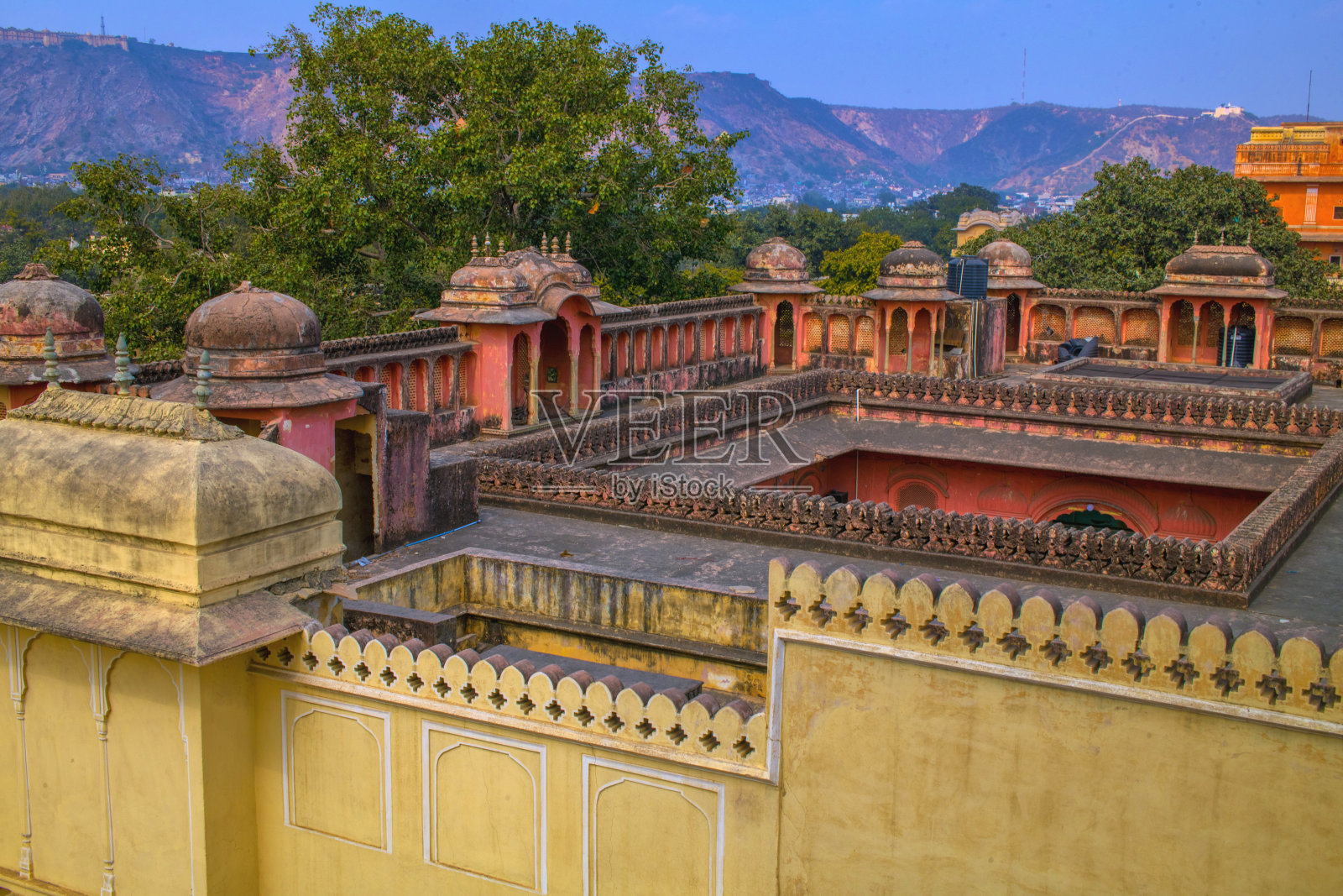 2020年2月7日，拉贾斯坦邦斋浦尔，粉色城市j.d.a市场，Badi Choupad, Hawa Mahal路照片摄影图片