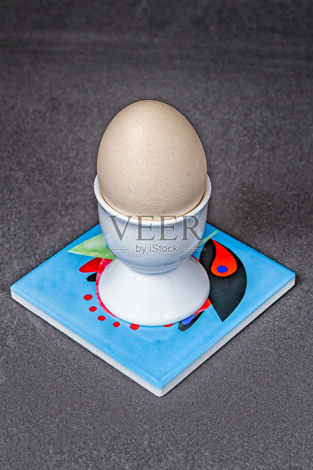 蛋中蛋杯照片摄影图片