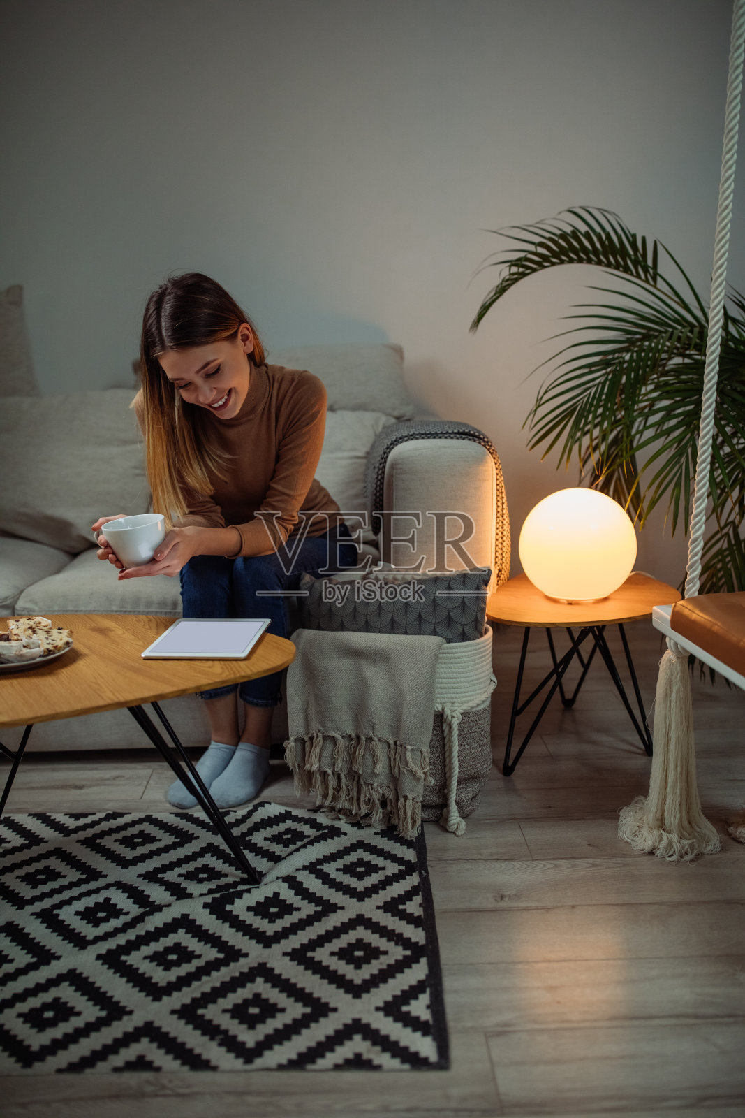 舒适的周末照片摄影图片