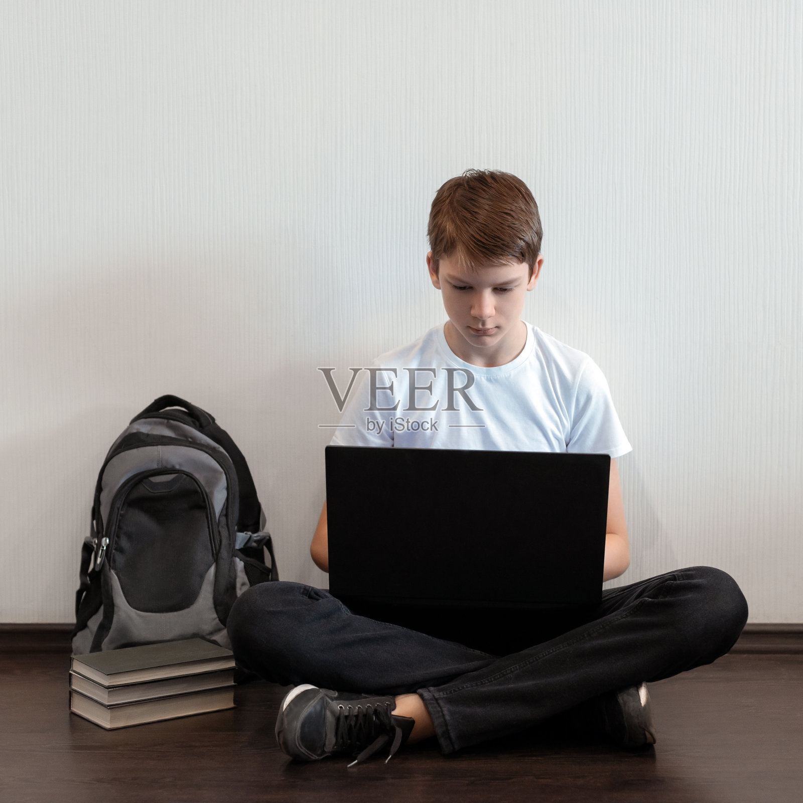 学生学习在网上照片摄影图片