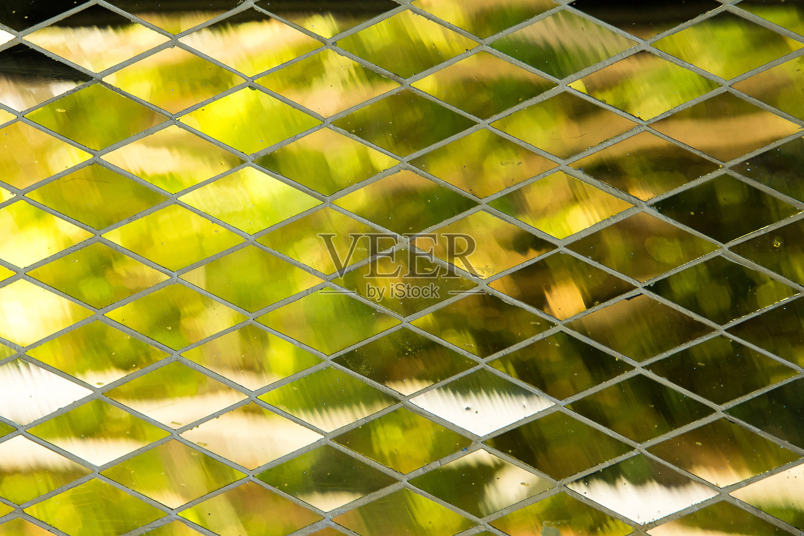 抽象的垃圾镜像镶嵌背景照片摄影图片