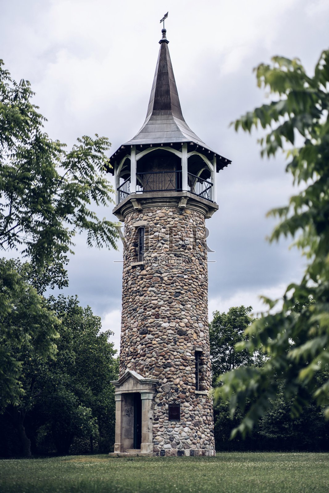 滑铁卢先驱纪念塔照片摄影图片