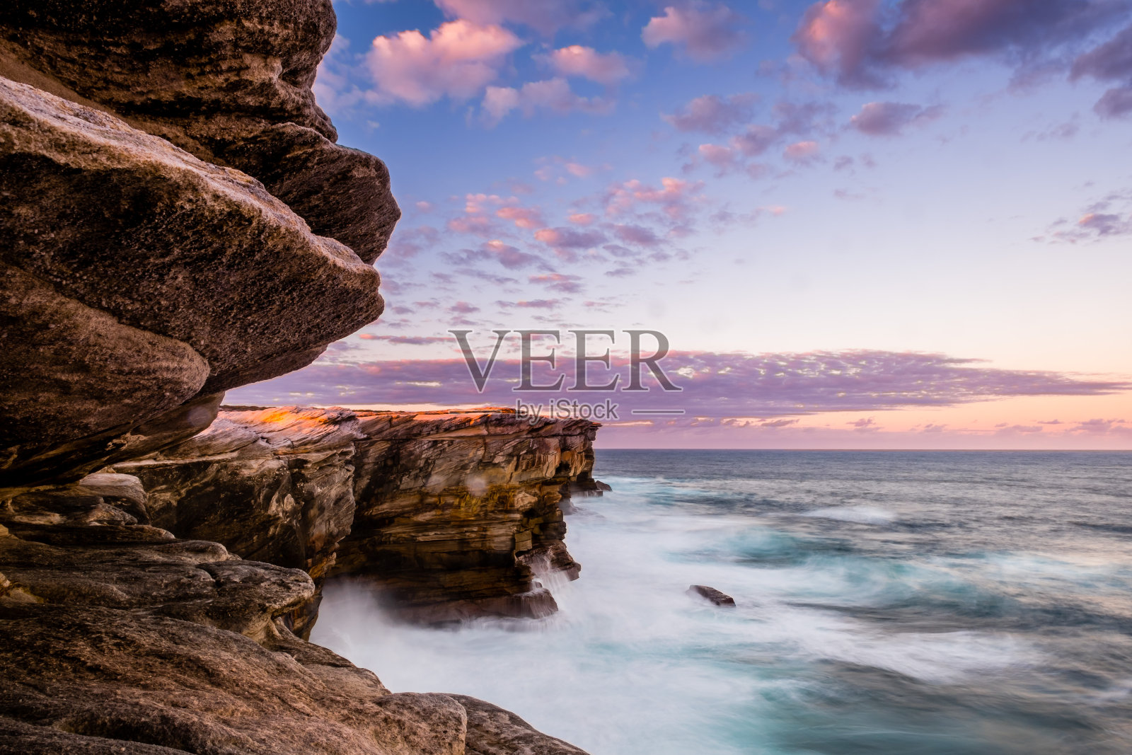 卡迈植物湾国家公园的太平洋海岸线日落海景照片摄影图片