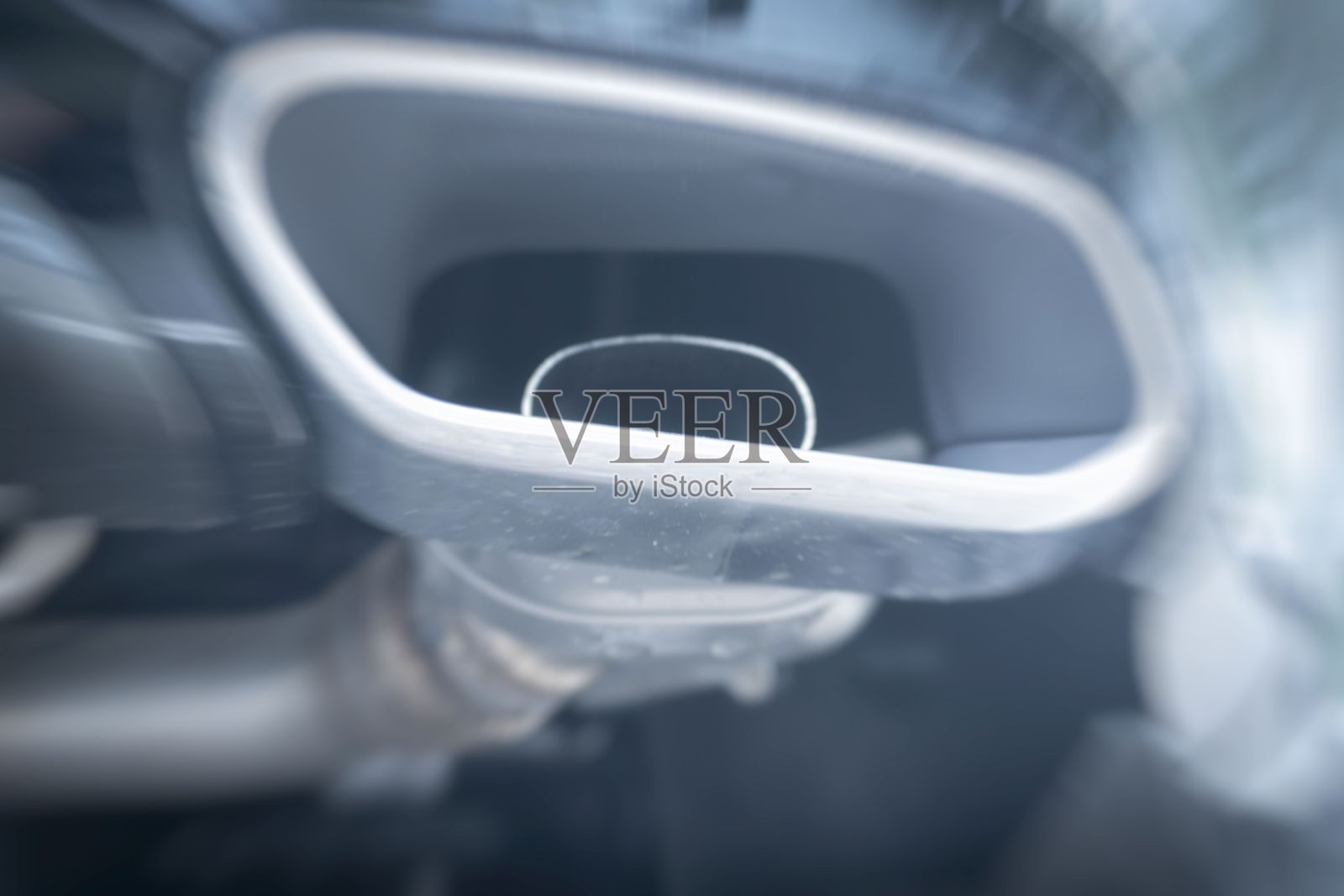 汽车的排气管照片摄影图片