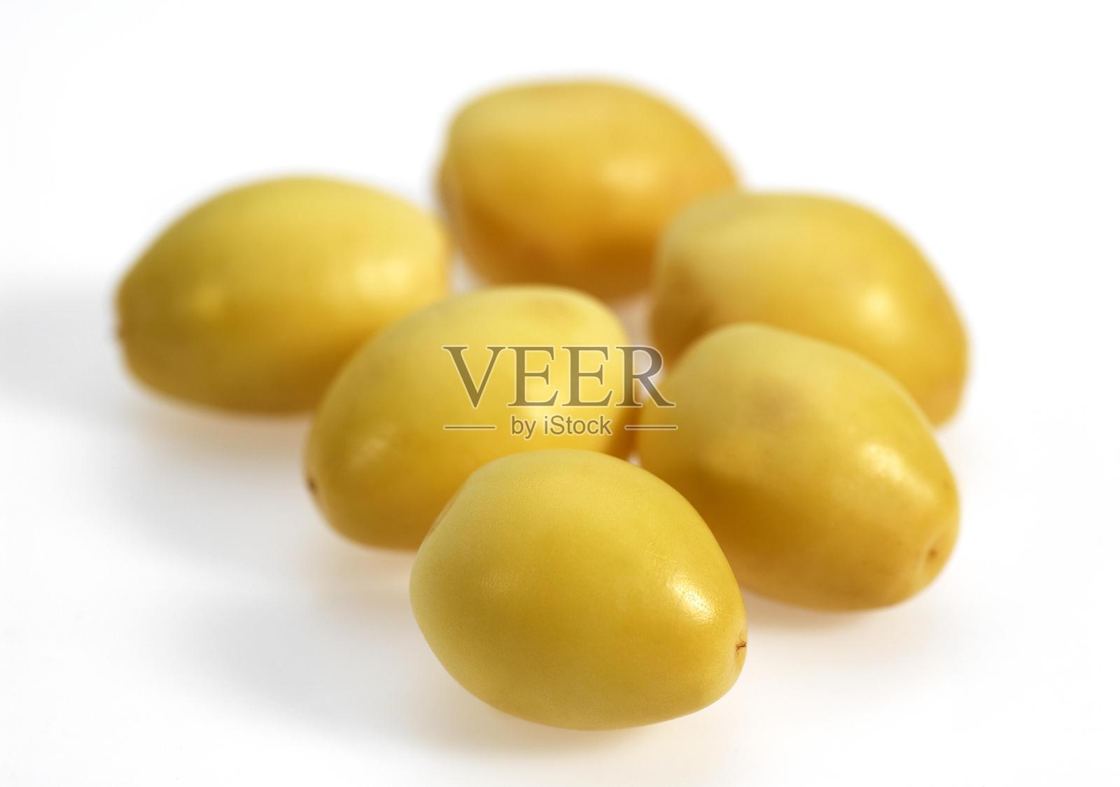 鲜枣，凤凰花，白底水果照片摄影图片