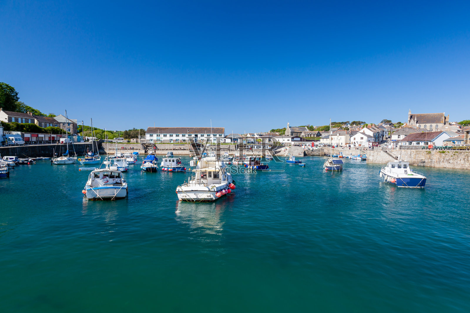 夏天在波斯利芬康沃尔英格兰，英国，欧洲照片摄影图片