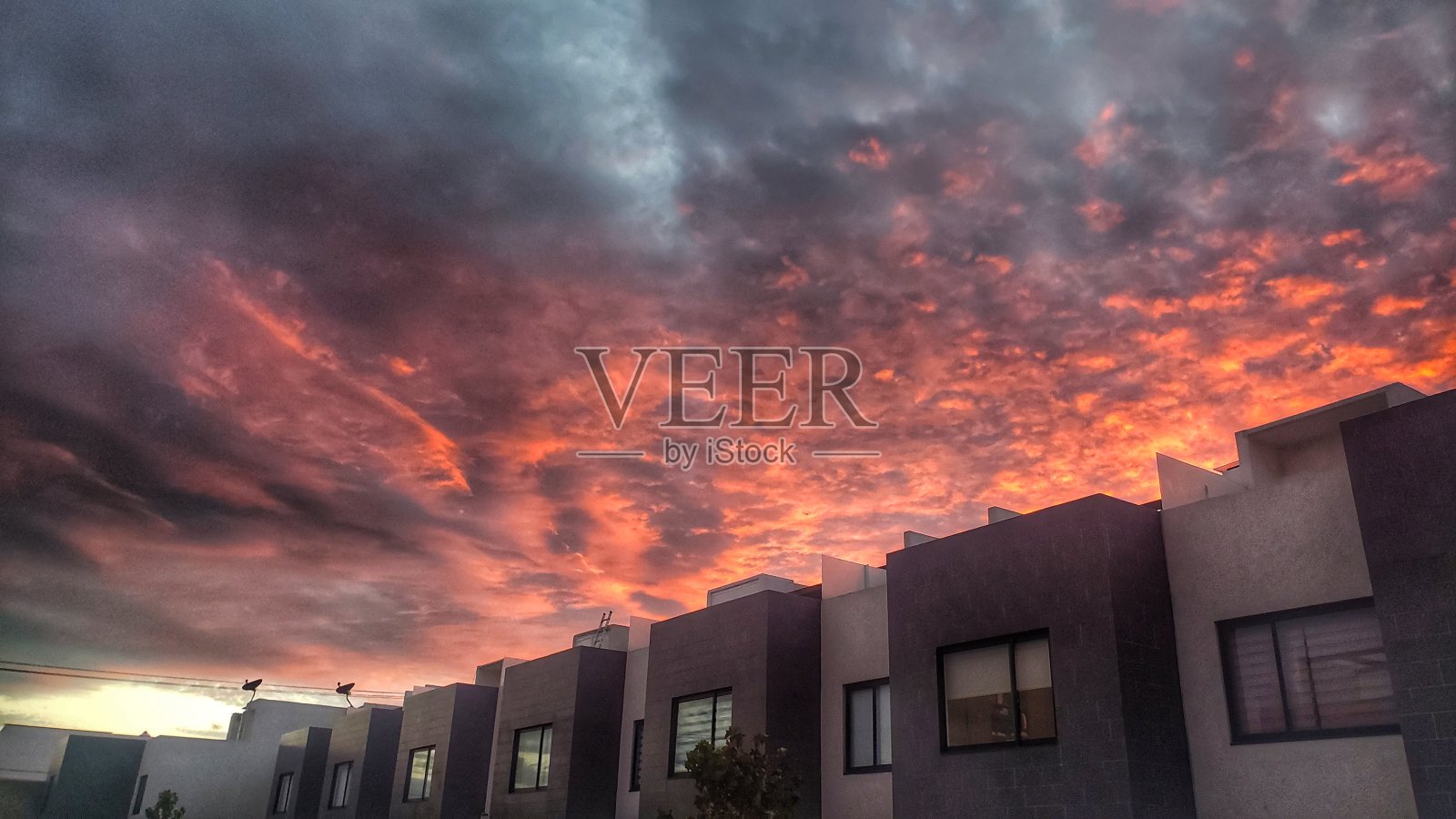 美丽的天际线来自家乡照片摄影图片