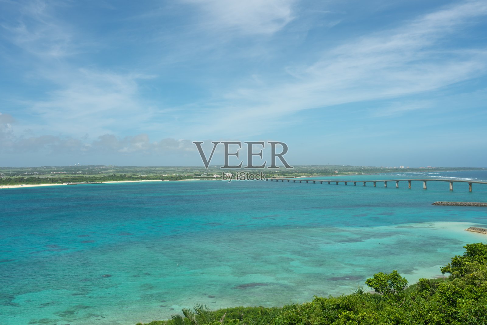 连接日本宫古岛和栗岛的栗岛大桥照片摄影图片