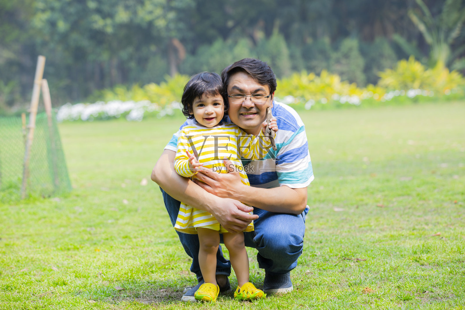 快乐的父亲和女儿的股票照片照片摄影图片