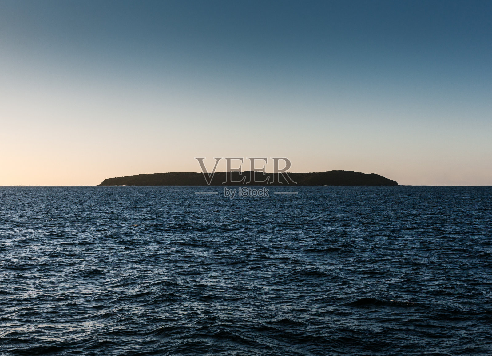 开放的海洋照片摄影图片