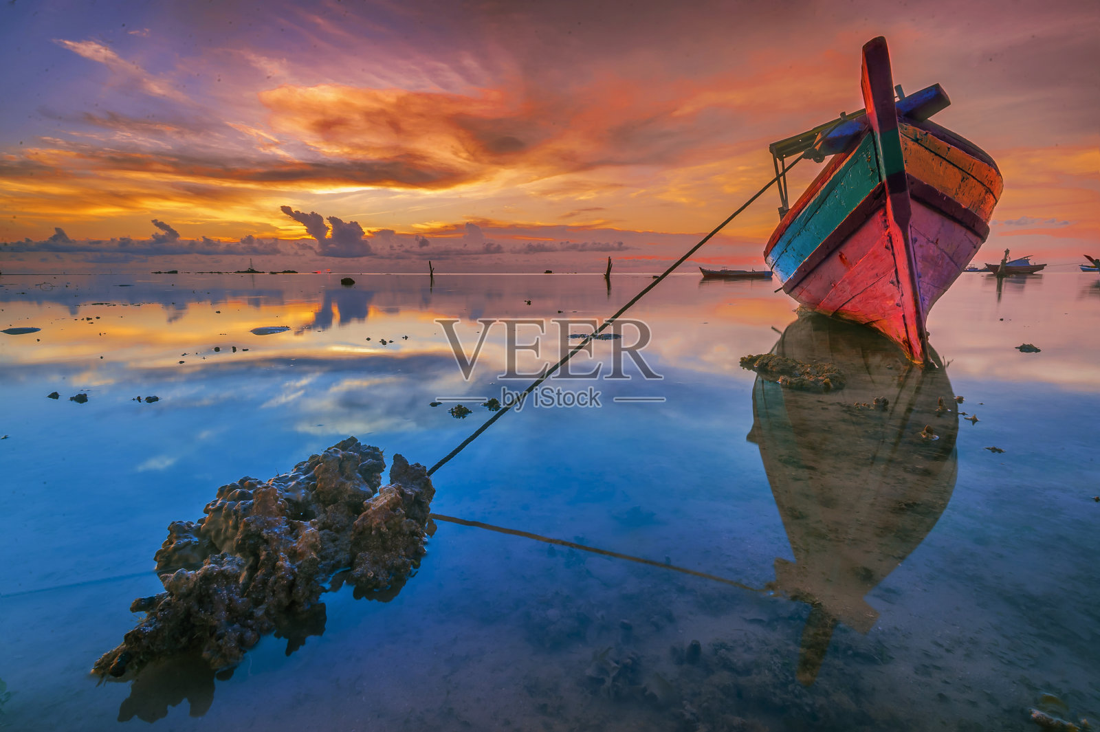 这艘船照片摄影图片