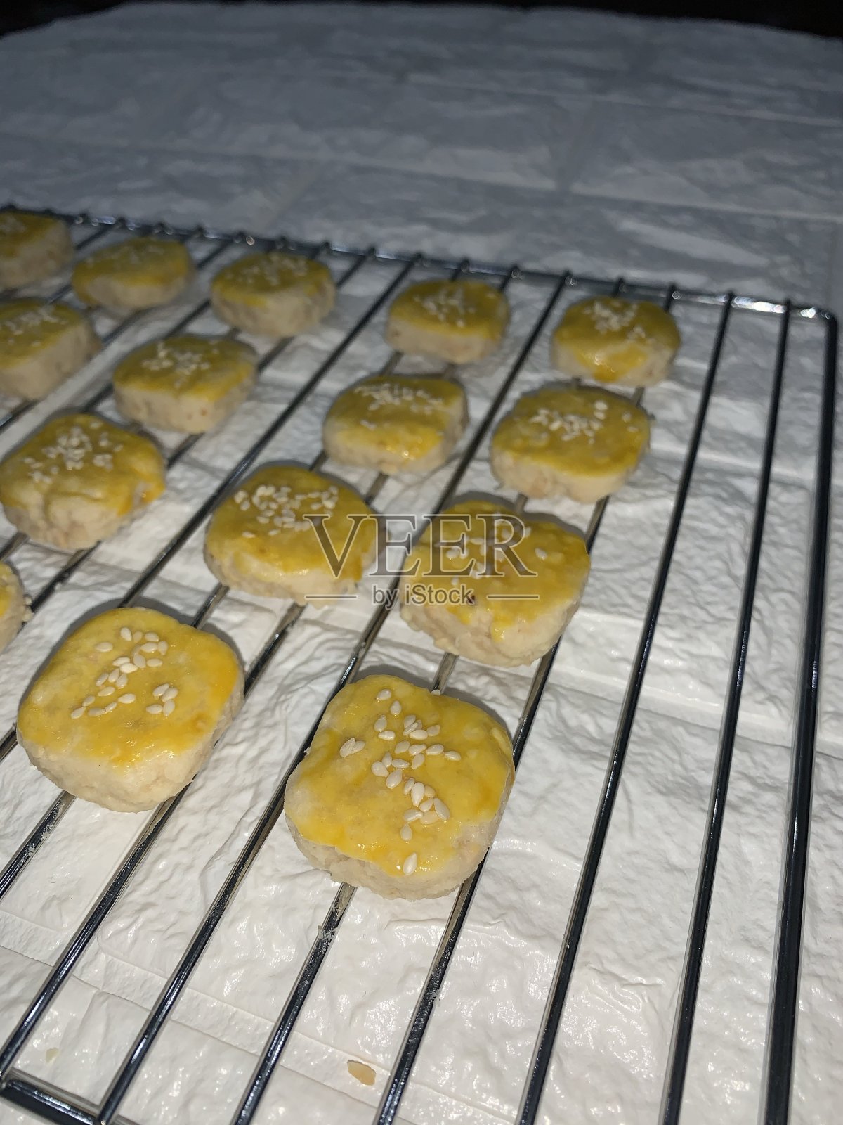 花生蛋糕或花生蛋糕，印尼特有的蛋糕照片摄影图片