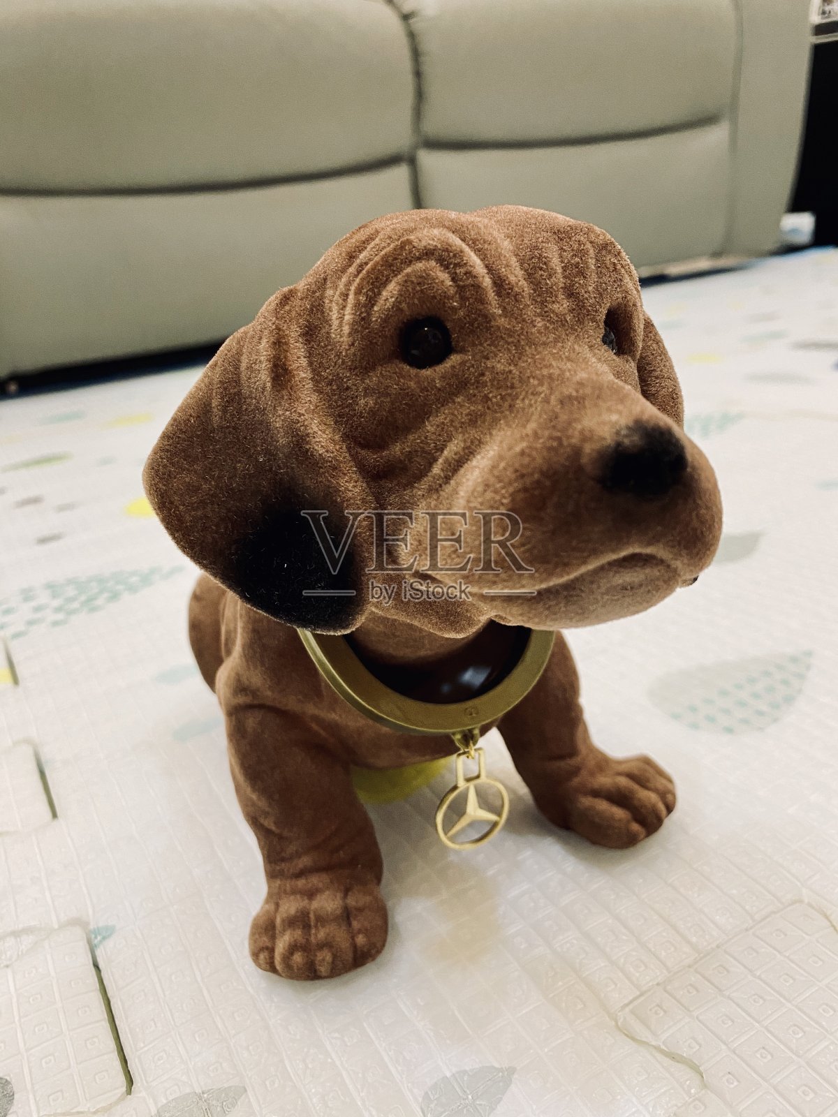 可爱的小狗玩具照片摄影图片