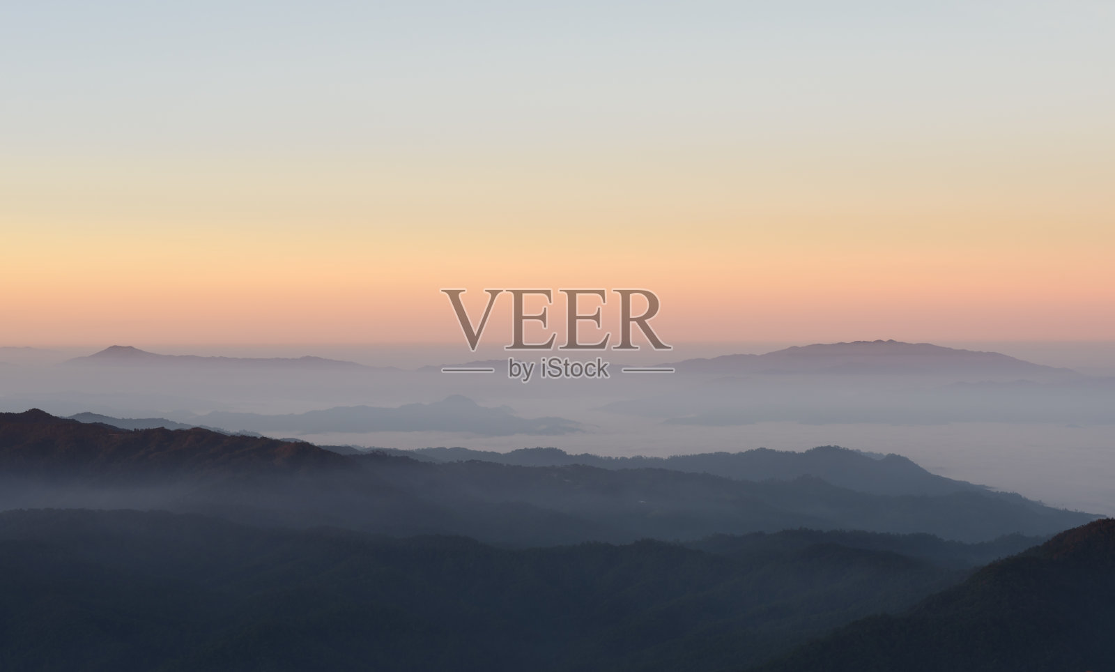 雾云景观照片摄影图片