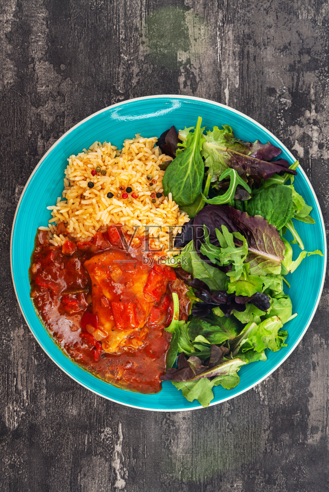 巴斯克红椒鸡饭照片摄影图片