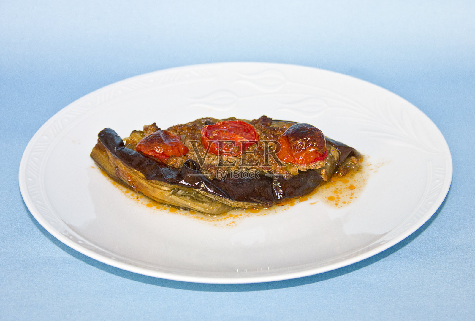 土耳其主菜Karnıyarık照片摄影图片