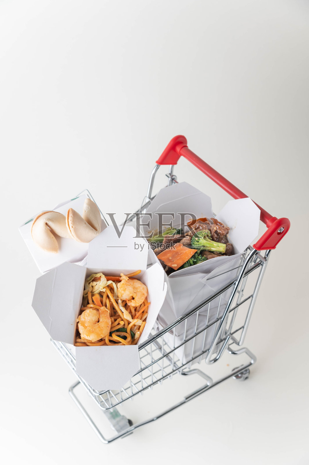 购物车里的中国食品容器照片摄影图片