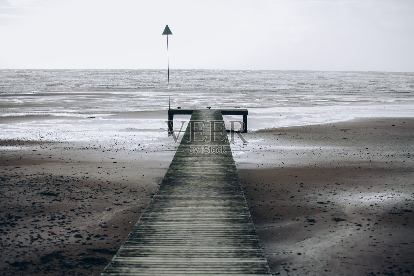 海滨风景入海小径照片摄影图片