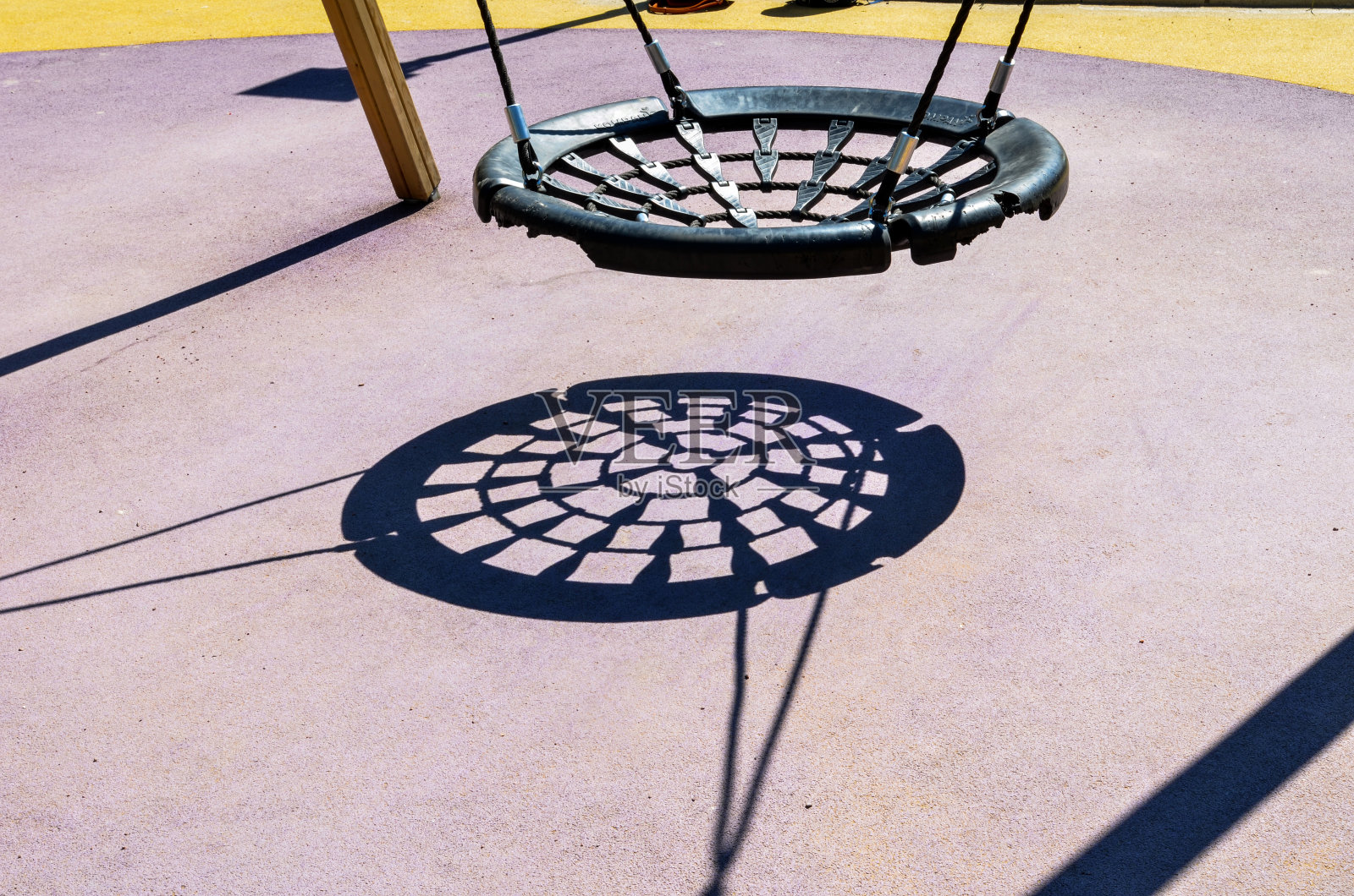 摇摆不定的影子照片摄影图片