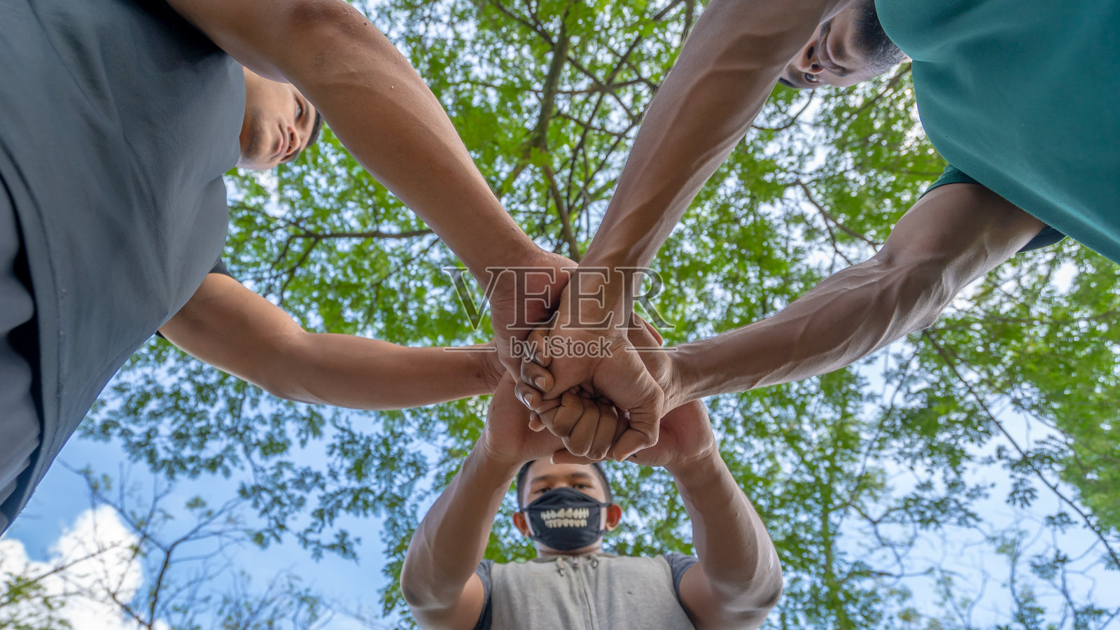 堆积的手在一起照片摄影图片