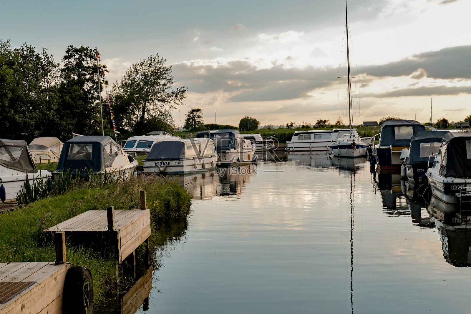 诺福克船坞的日落照片摄影图片