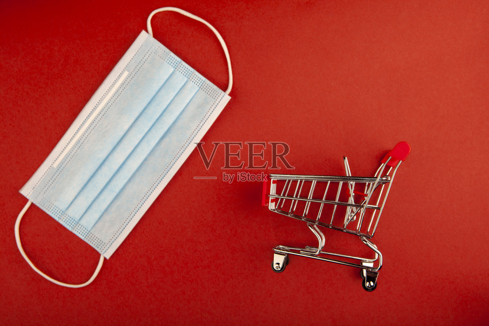 小车遮罩红色背景的图像照片摄影图片