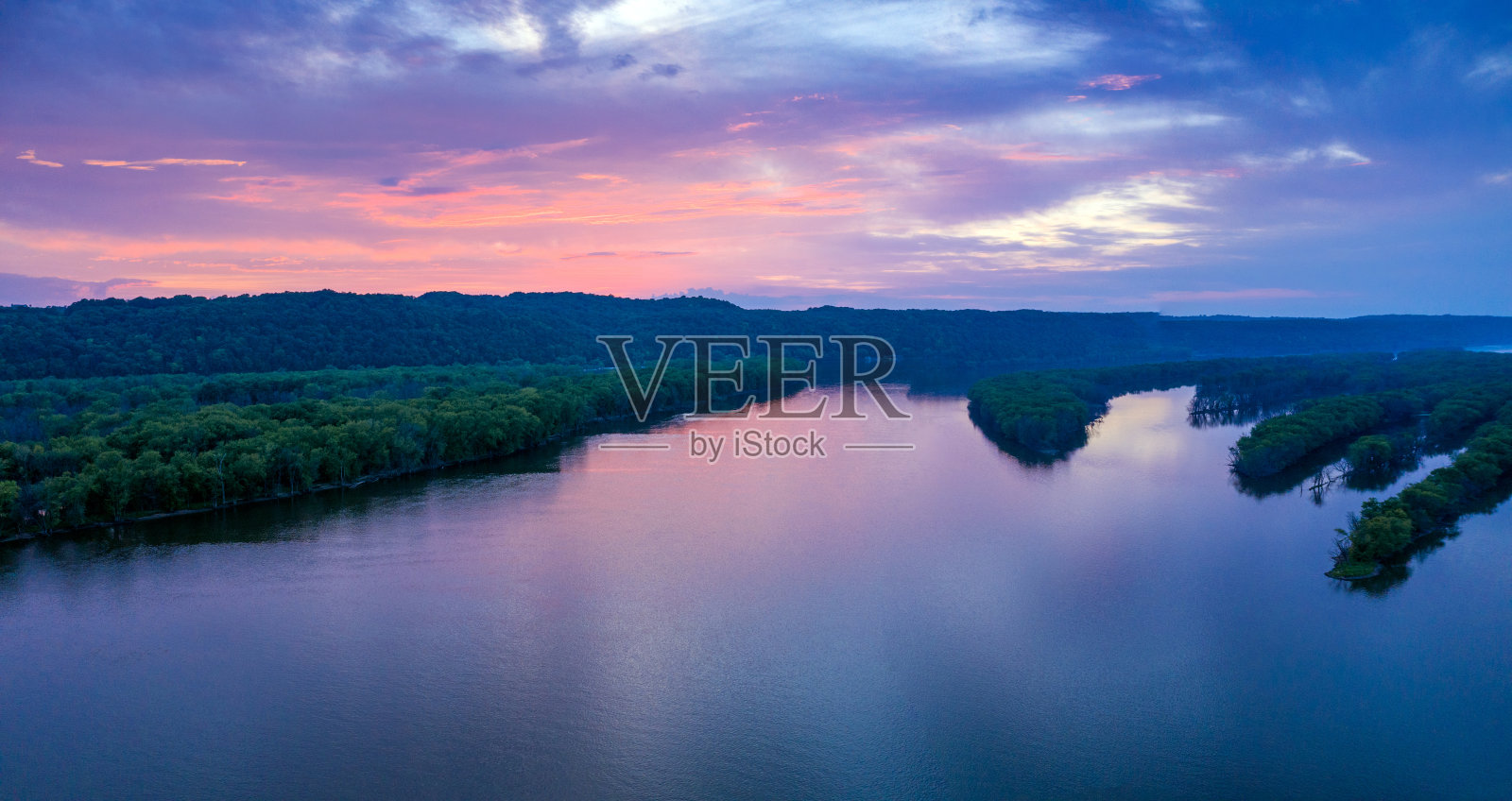 密西西比河上的日落照片摄影图片