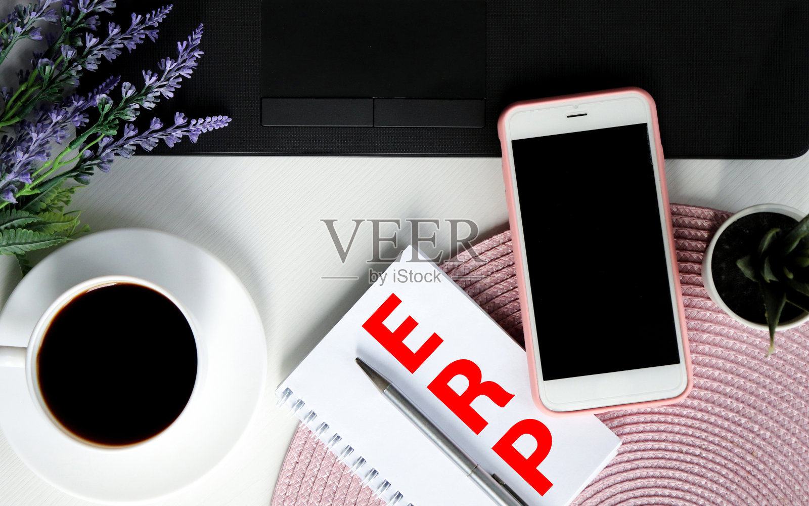 关于ERP的工具和笔记，概念照片摄影图片