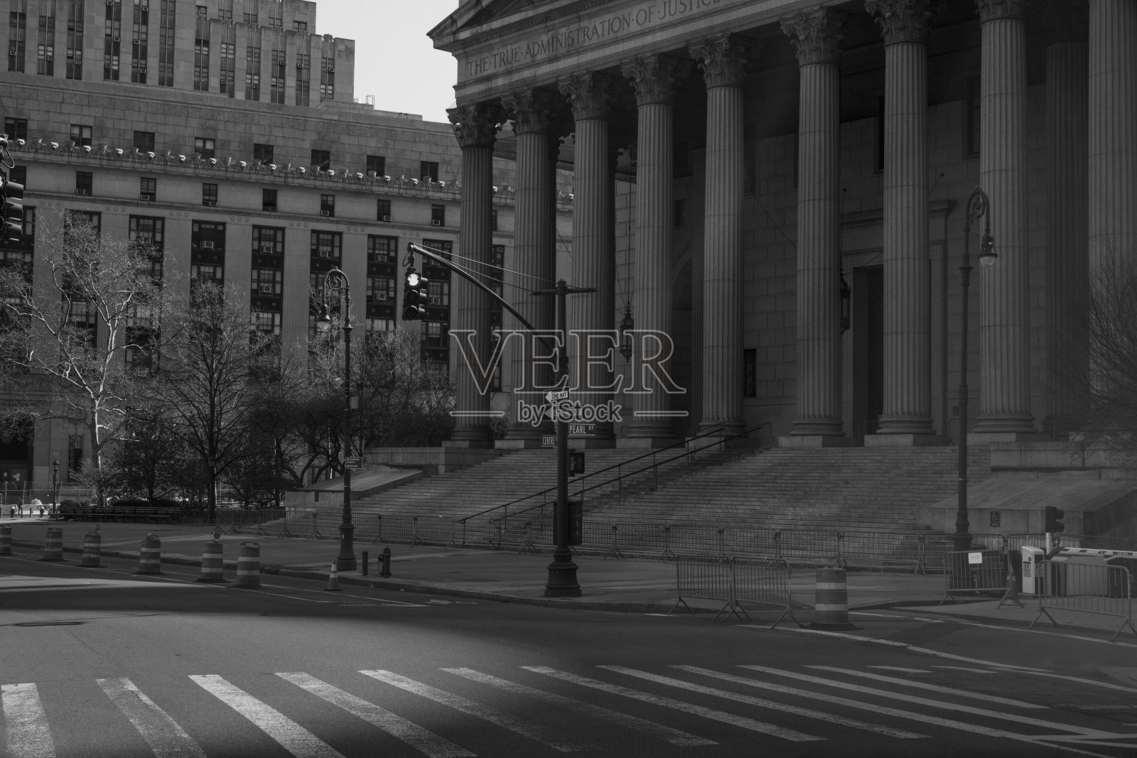 空荡荡的纽约街道照片摄影图片