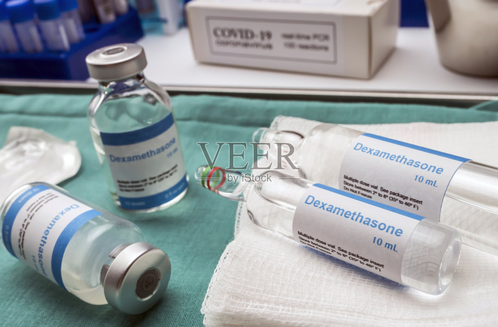 院内使用地塞米松进行医疗救治，创新救治Covid-19重症医院患者，概念形象照片摄影图片