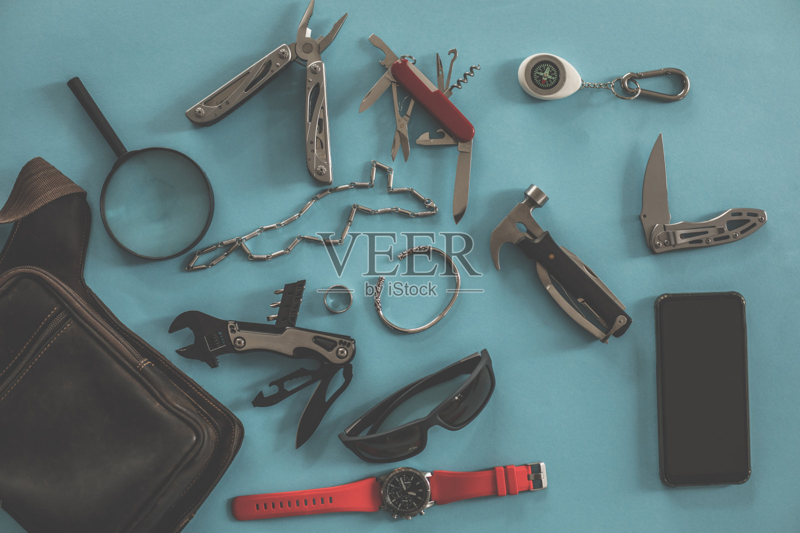 去露营吗?带上这些重要的工具吧!照片摄影图片