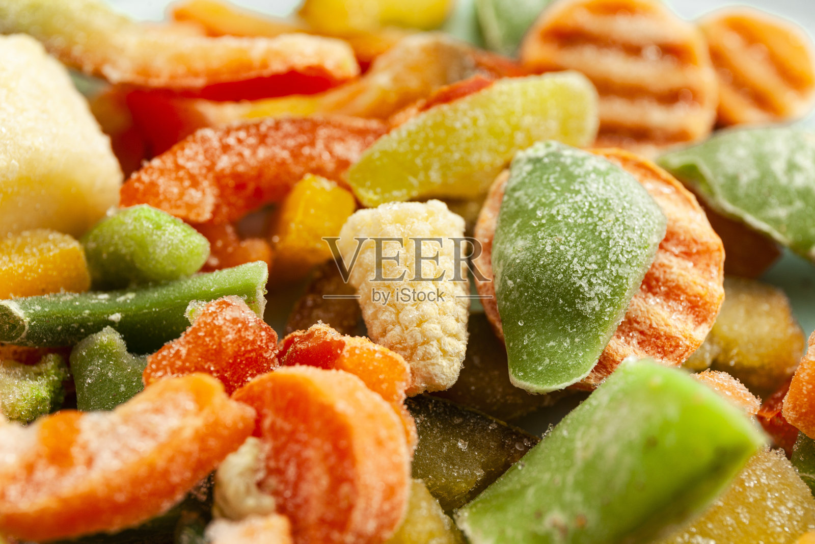 多色速冻蔬菜，夏日维他命套装。冬天的健康食品照片摄影图片