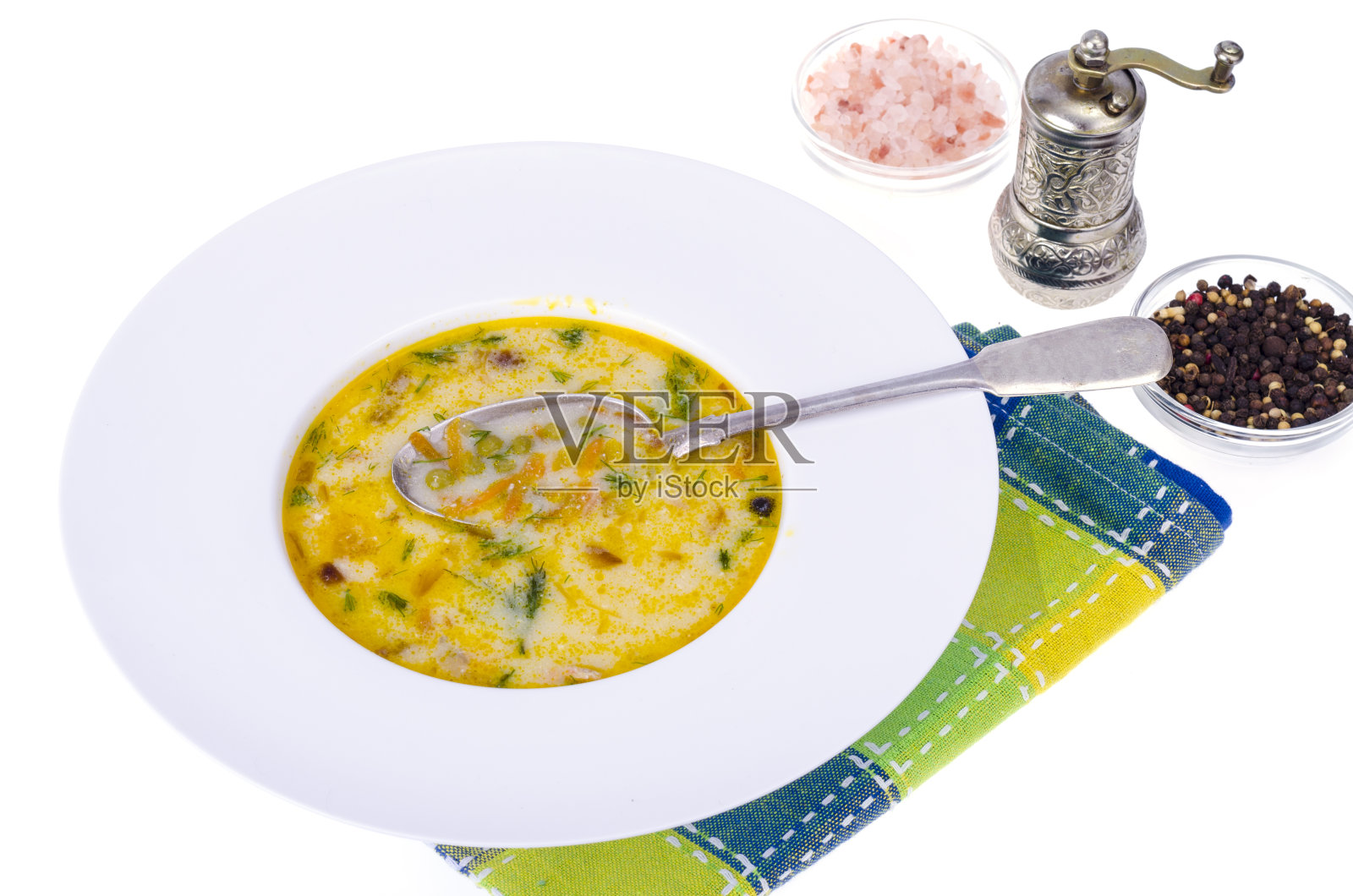 芬兰奶油三文鱼汤。工作室的照片照片摄影图片