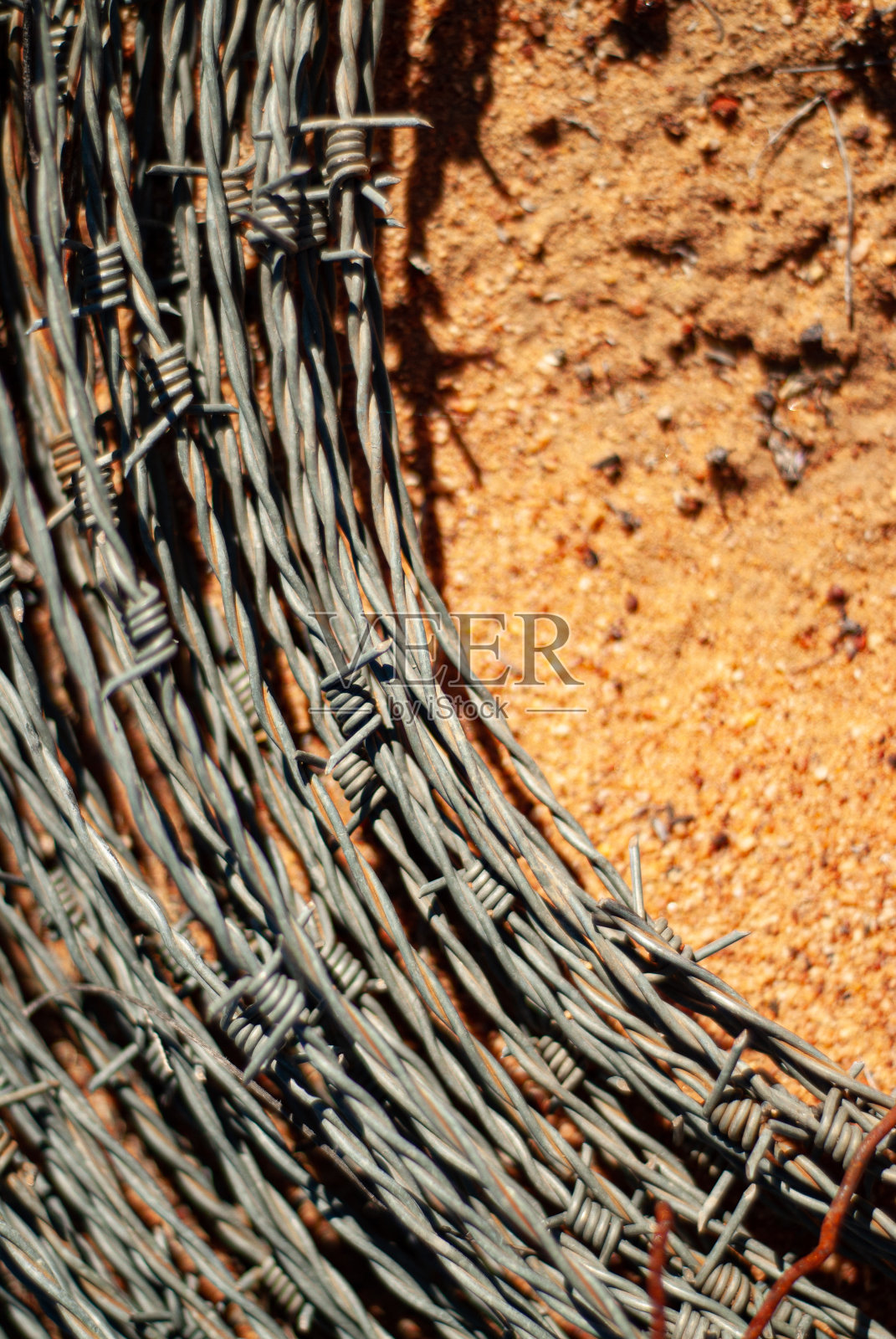 卷起的铁丝照片摄影图片