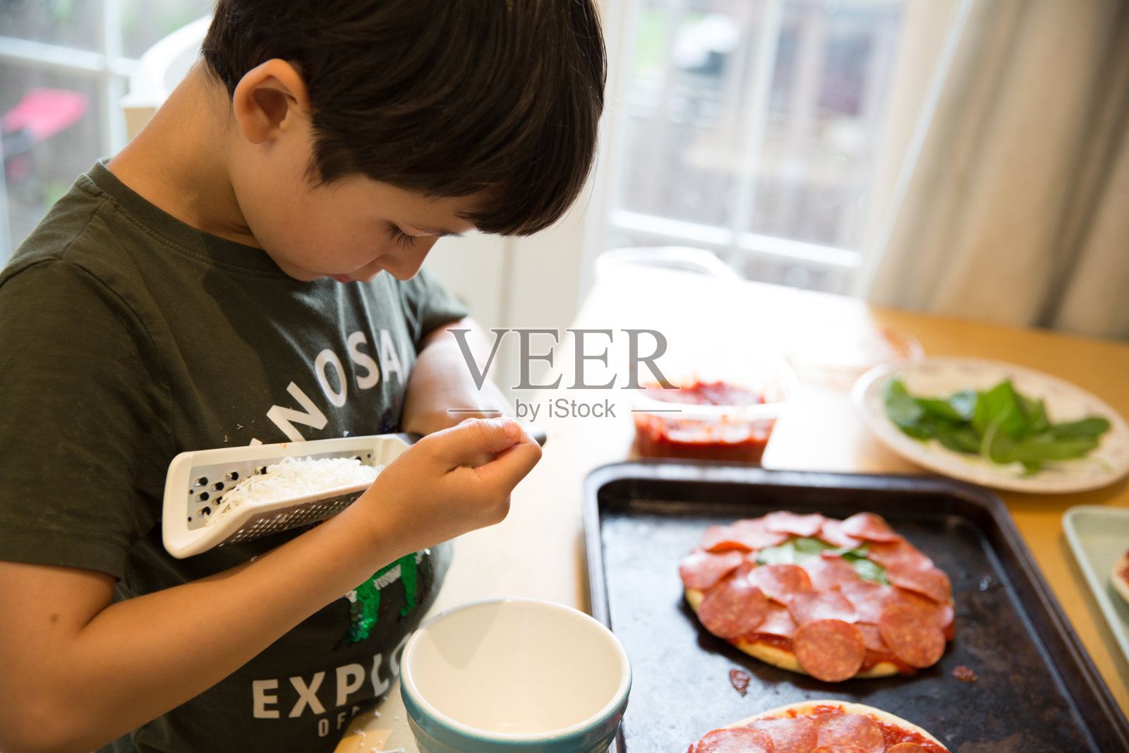 做匹萨照片摄影图片