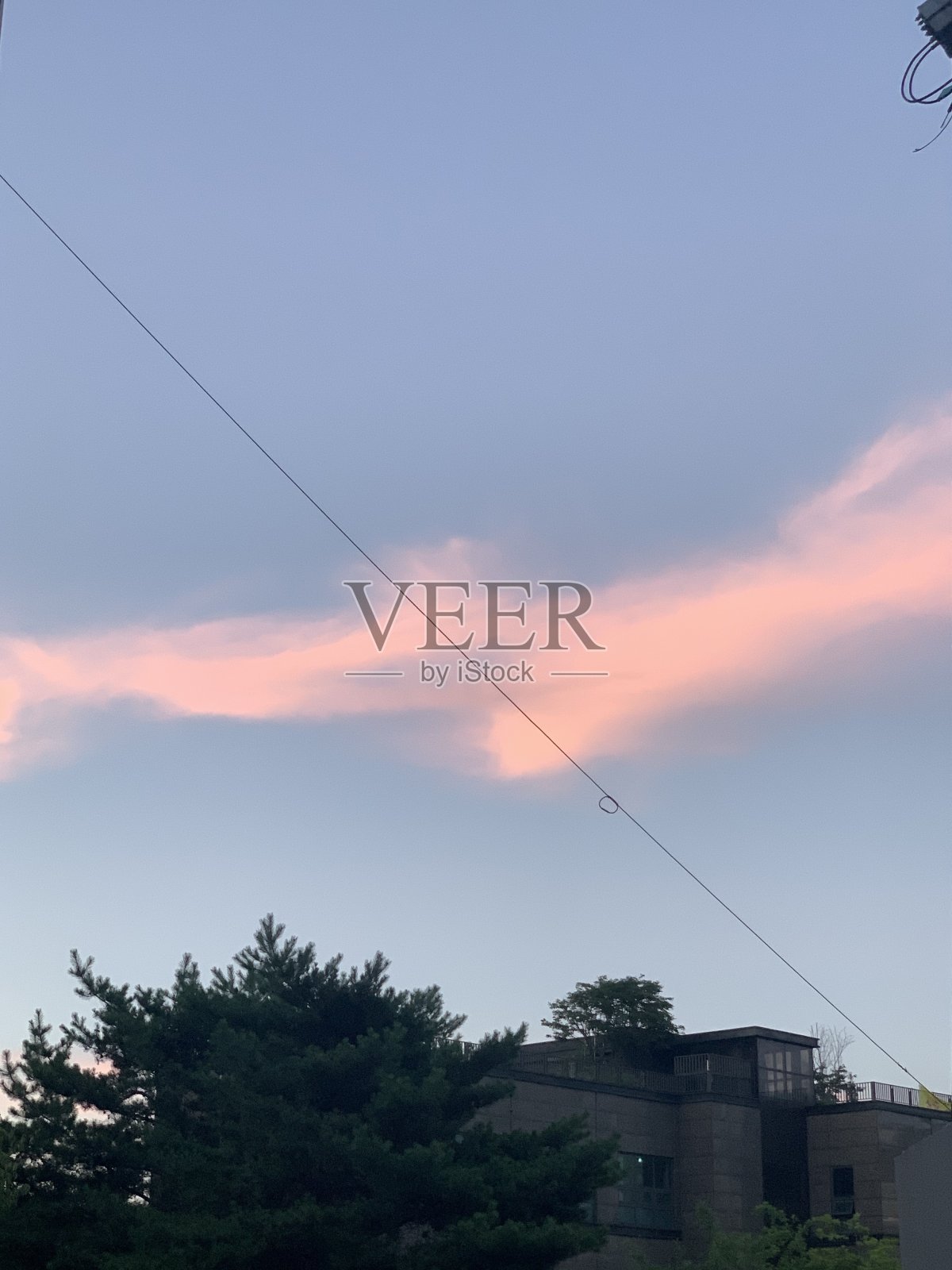 粉红色的云照片摄影图片