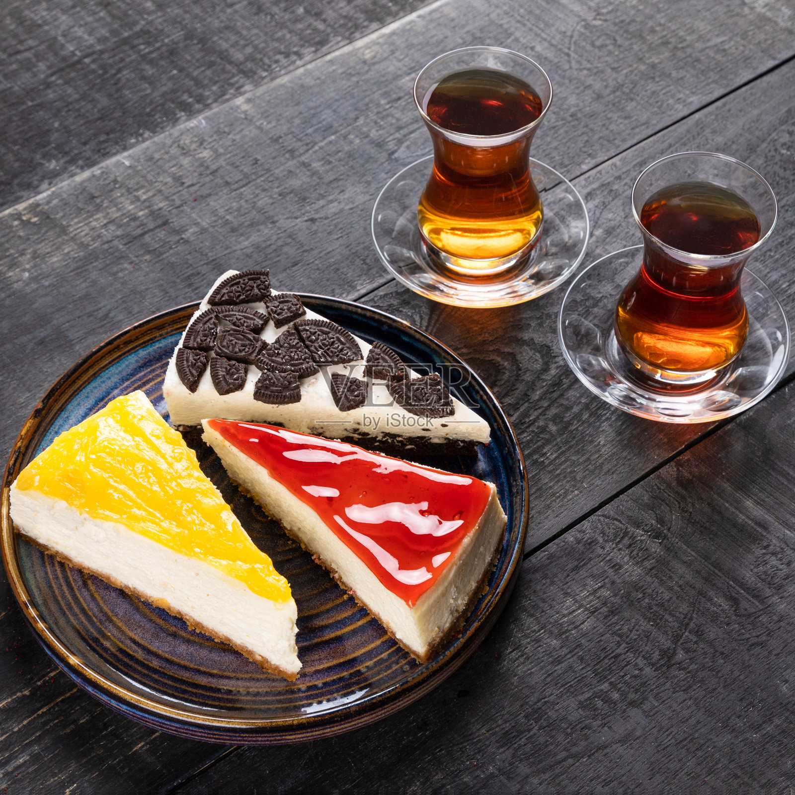 美丽的巧克力蛋糕照片摄影图片