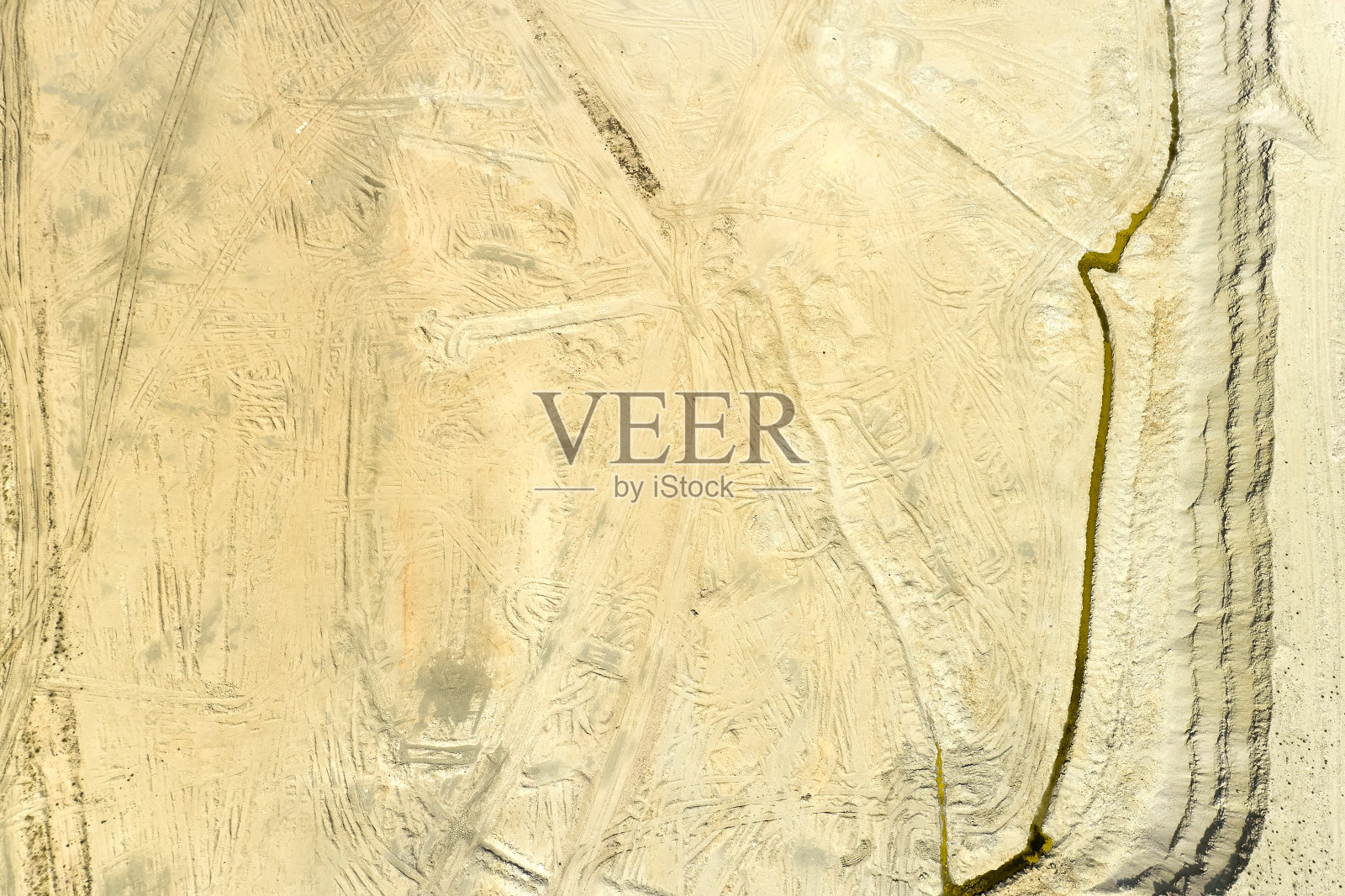 露天煤矿采石场俯视图自然纹理。照片摄影图片