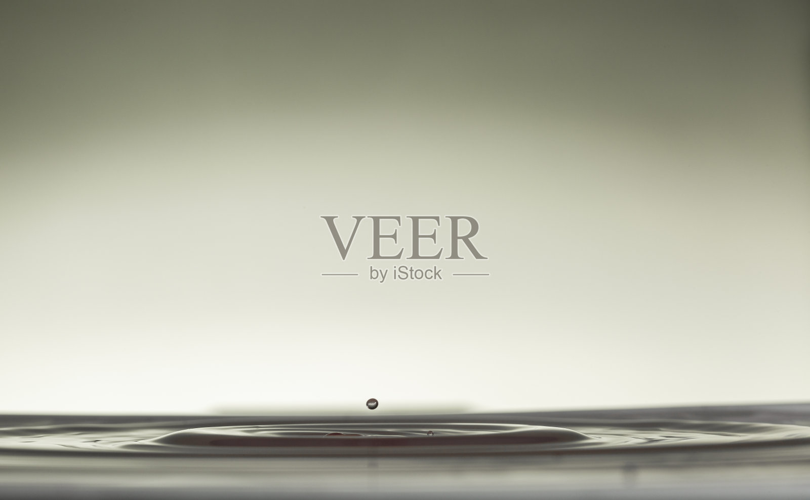 红色滴溅照片摄影图片