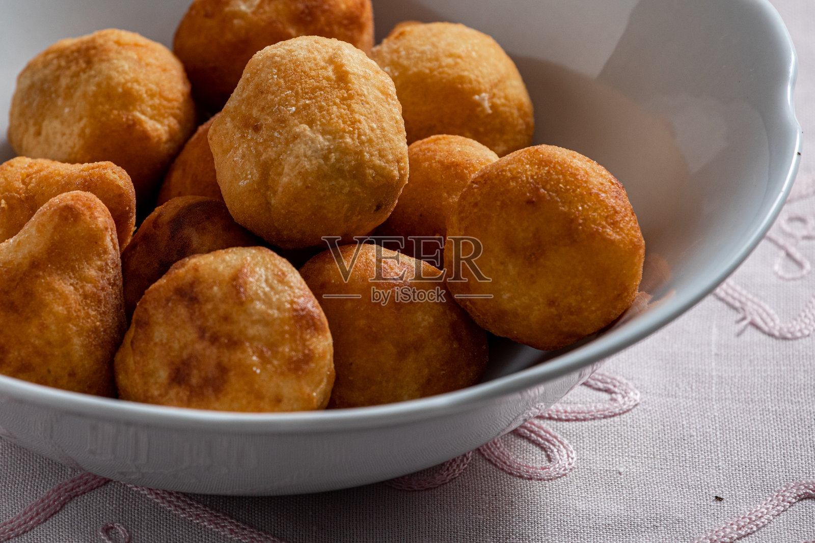 素食棕榈心，巴西油炸棕榈心小吃。照片摄影图片