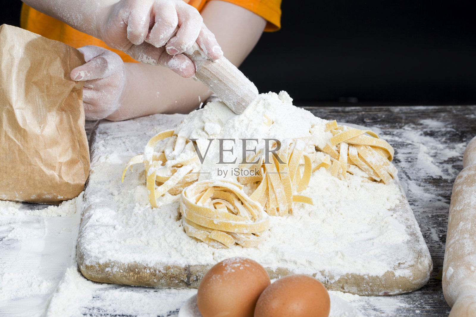 烹饪面食的原料照片摄影图片