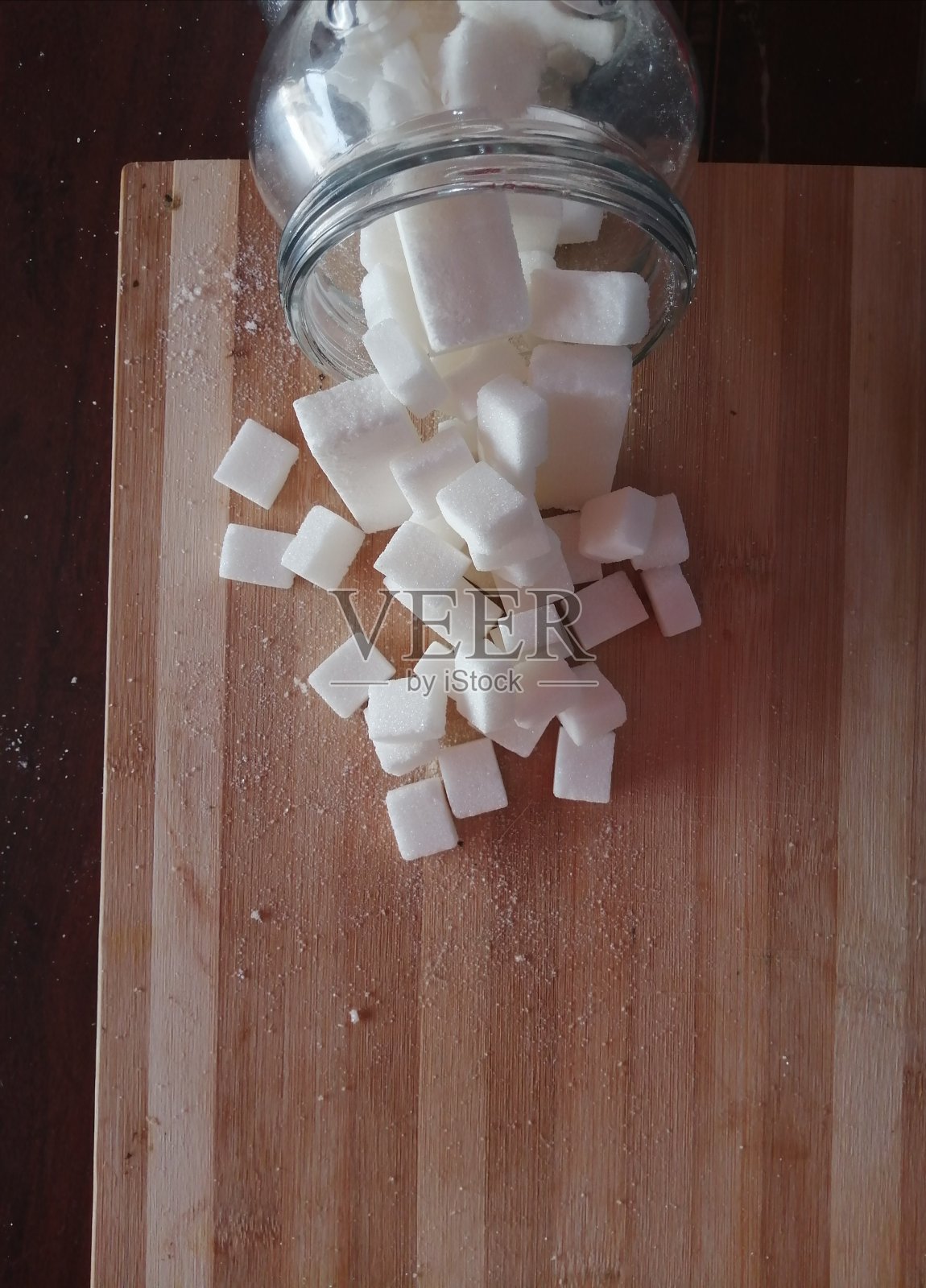 一罐糖的照片照片摄影图片