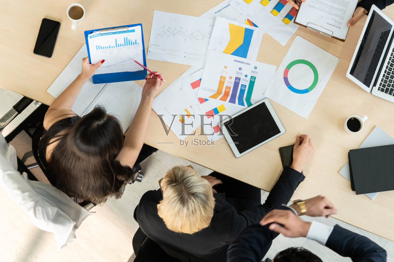 商务人士小组会议俯视图拍摄照片摄影图片