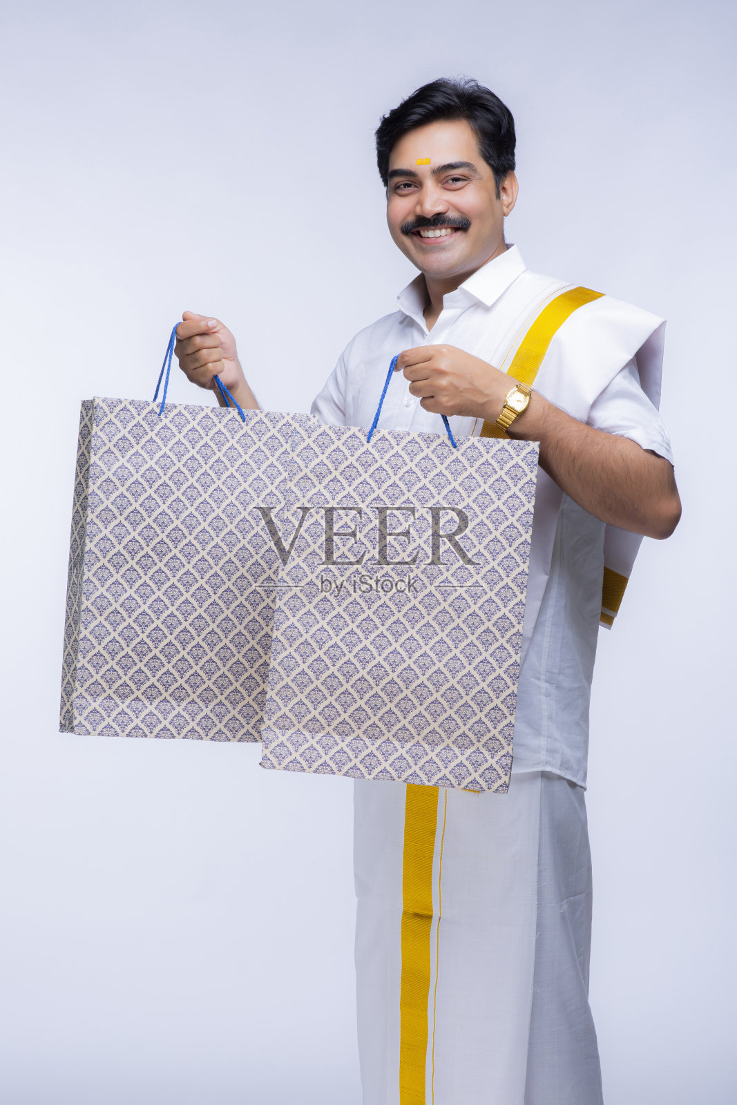 南印度英俊男子-股票照片照片摄影图片