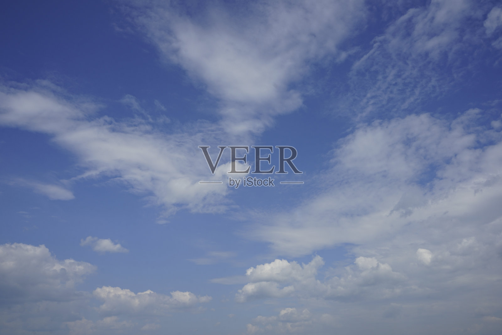 蓝天和白云。照片摄影图片