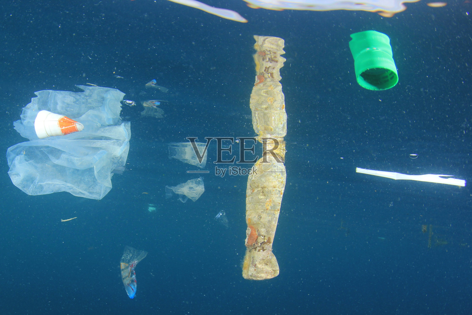 海洋塑料污染照片摄影图片