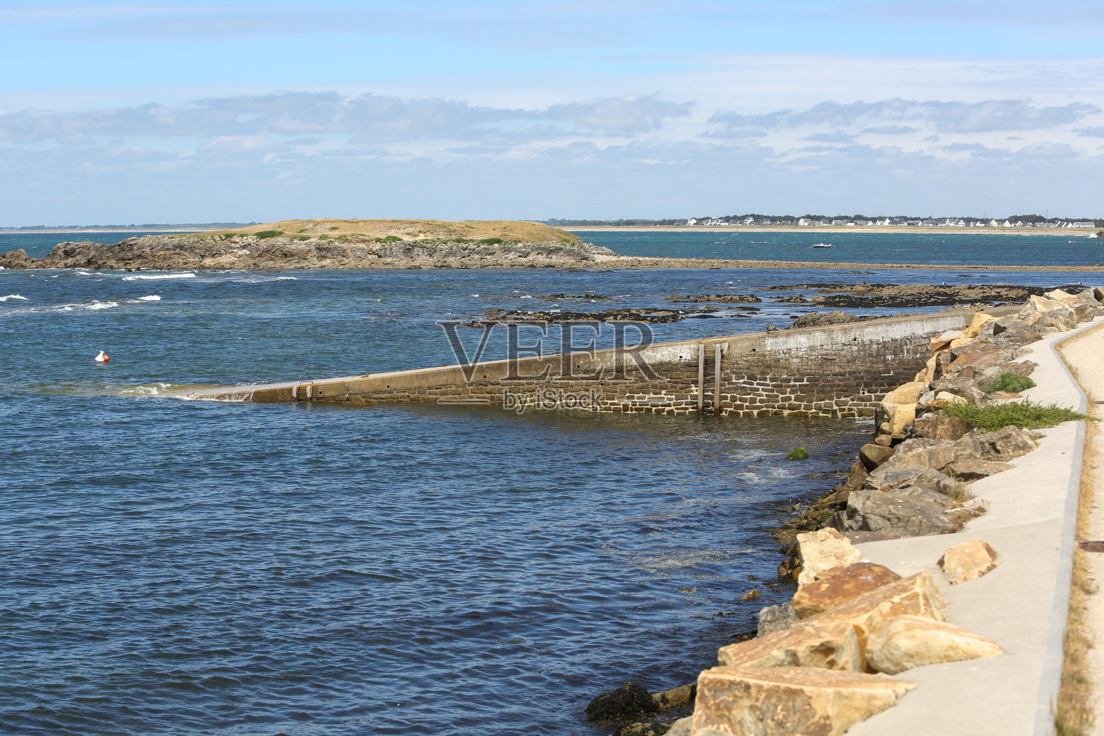 法国基伯隆的野生海岸照片摄影图片