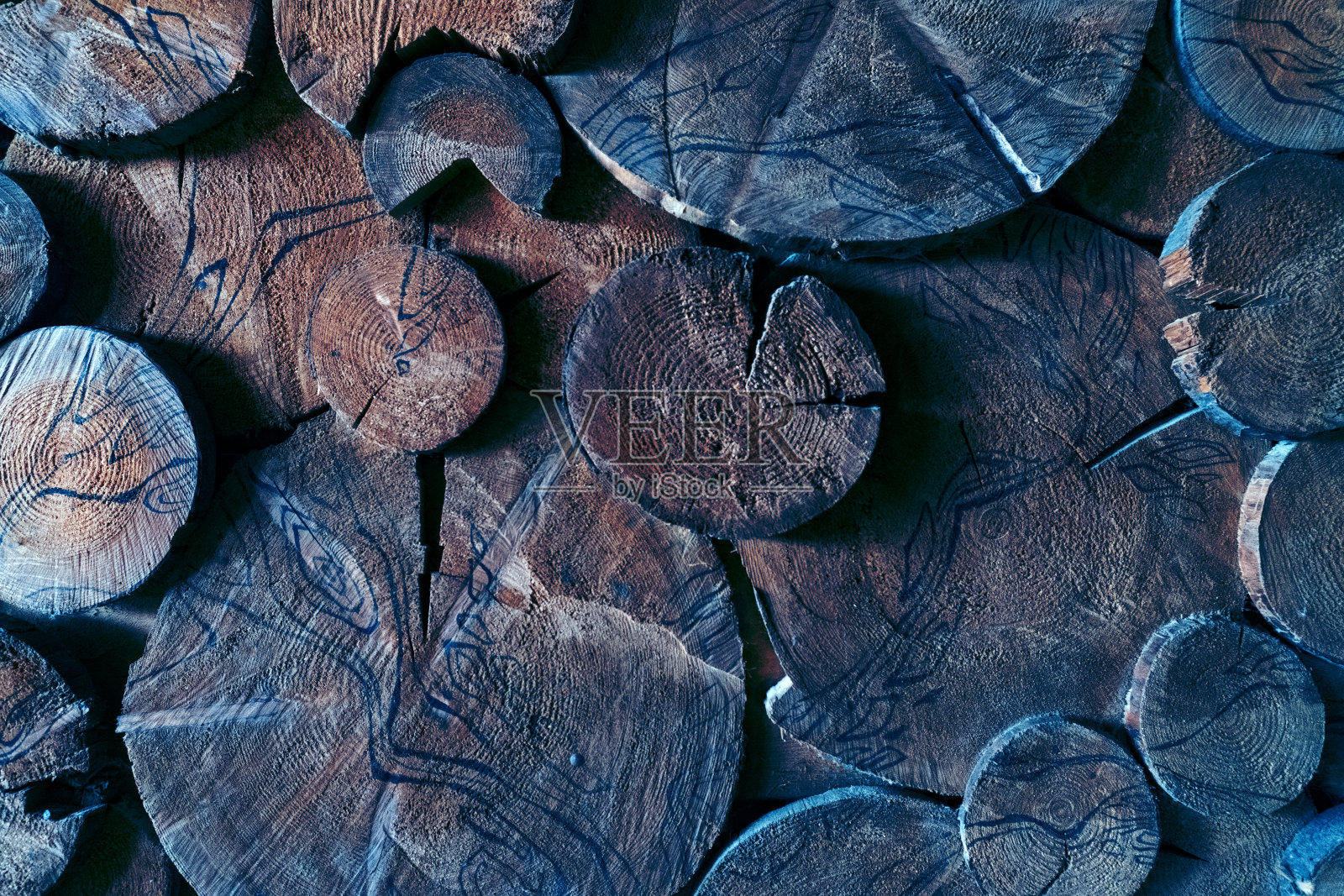 背景为木纹圆圈带条纹，木墙，色调照片摄影图片